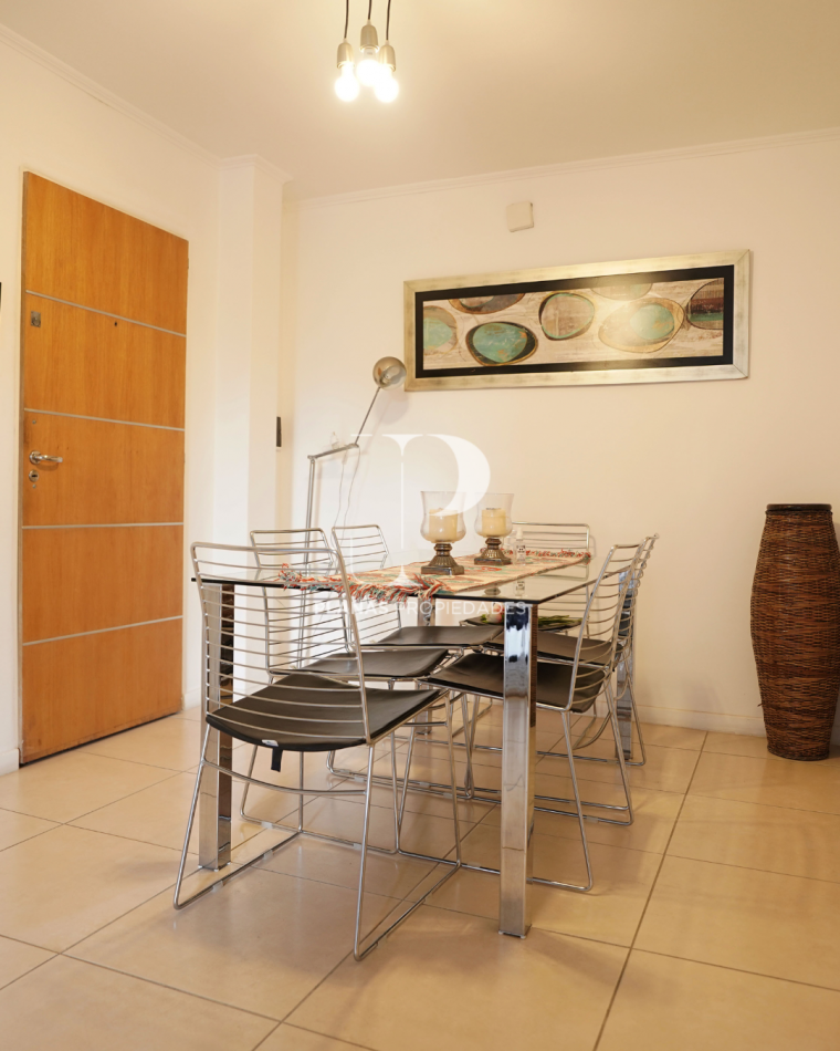 EN VENTA MODERNO DEPARTAMENTO 2 DORMITORIOS ZONA PARQUE