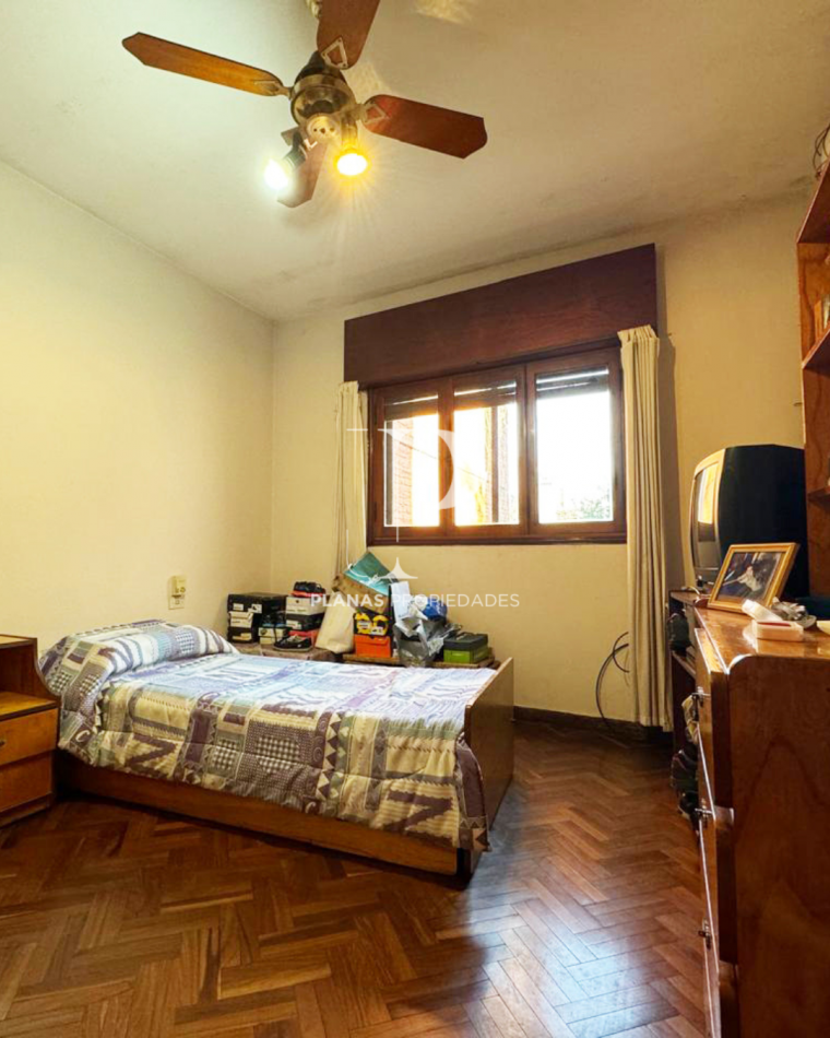 EN VENTA CASA ZONA CENTRO/PARQUE