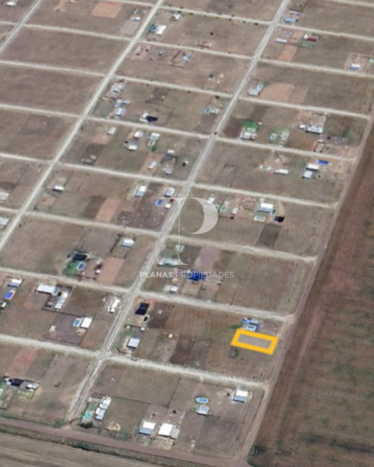 SE VENDE LOTE EN CALLE PRINCIPAL URBANIZACION LOMA HERMOSA