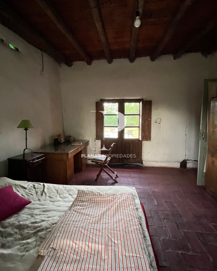 SE VENDE ESPECTACULAR QUINTA EN LA PICADA