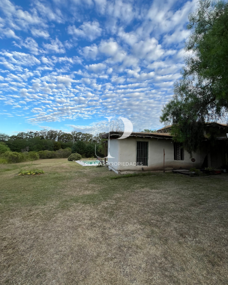 SE VENDE ESPECTACULAR QUINTA EN LA PICADA