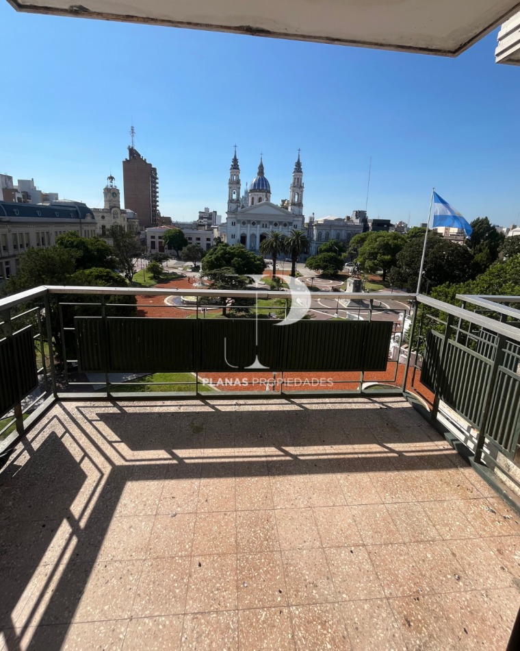 SE VENDE DEPARTAMENTO 2 DORMITORIOS APTO OFICINAS SOBRE PEATONAL