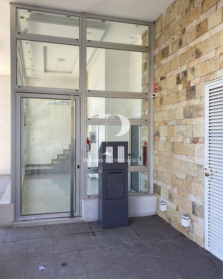 EN VENTA DEPARTAMENTO UN DORMITORIO ZONA CENTRO VISTA AL RIO