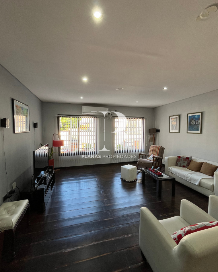 A CASA DE TUS SUEÑOS, EN VENTA Y CON LA POSIBIDAD DE PERMUTA!