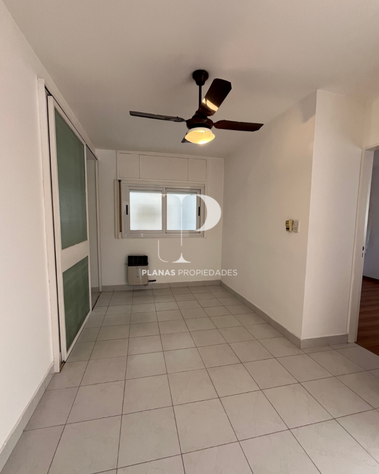 BAJAMOS EL PRECIO // EN VENTA DEPARTAMENTO 3 DORMITORIOS ZONA CENTRO CON PATIO SECO