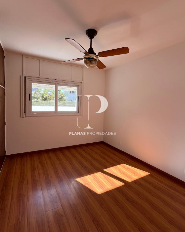 BAJAMOS EL PRECIO // EN VENTA DEPARTAMENTO 3 DORMITORIOS ZONA CENTRO CON PATIO SECO