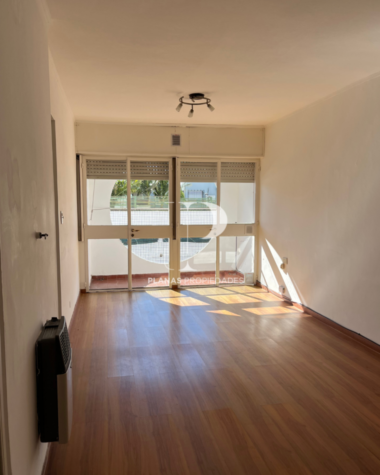 BAJAMOS EL PRECIO // EN VENTA DEPARTAMENTO 3 DORMITORIOS ZONA CENTRO CON PATIO SECO