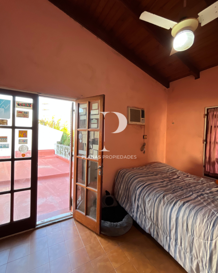 INGRESA A LA VENTA HERMOSA CASA 3 DORMITORIOS ZONA ALMAFUERTE