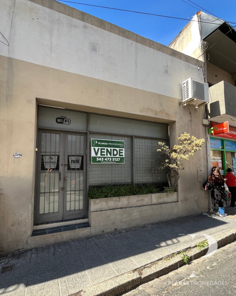 EN VENTA LOCAL COMERCIAL ZONA CENTRO