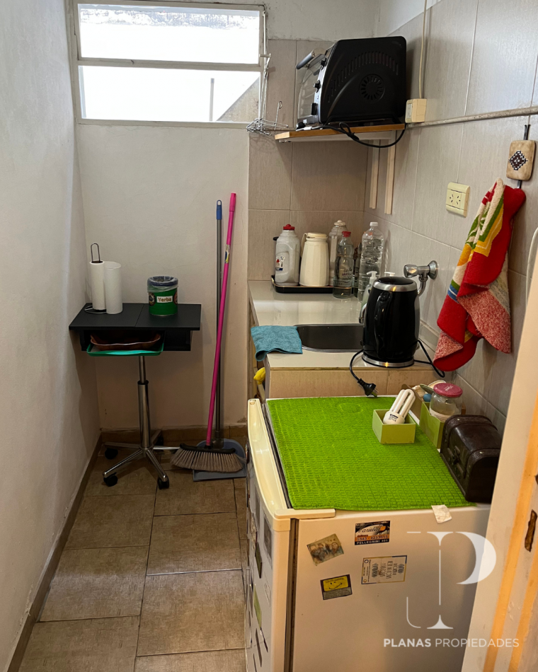 EN VENTA LOCAL COMERCIAL ZONA CENTRO