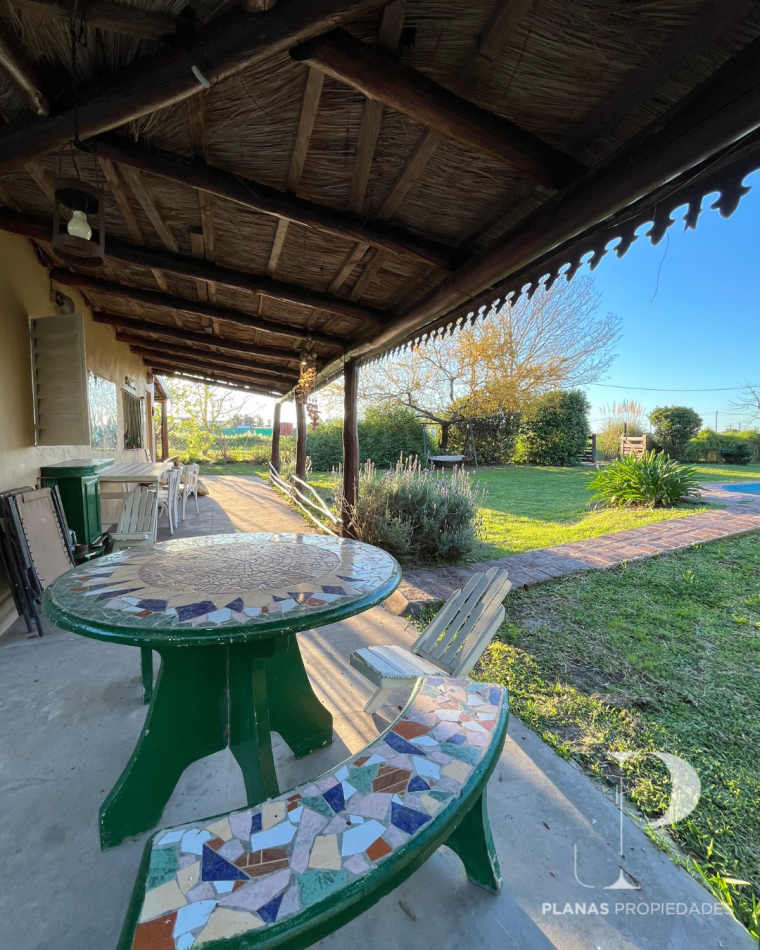 SE VENDE QUINTA EN SAUCE MONTRULL