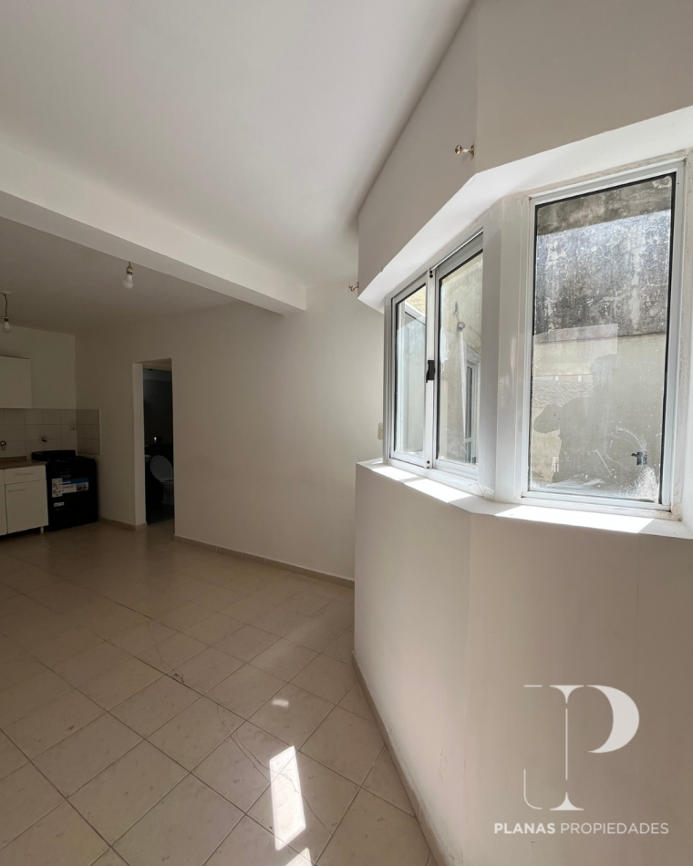 SE ALQUILA DEPARTAMENTO 1 DORMITORIO - ORO VERDE