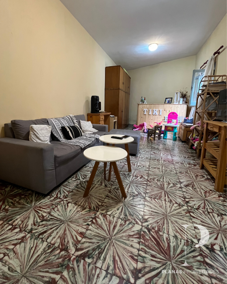 SE VENDE CASA - ZONA SANTA TERESITA