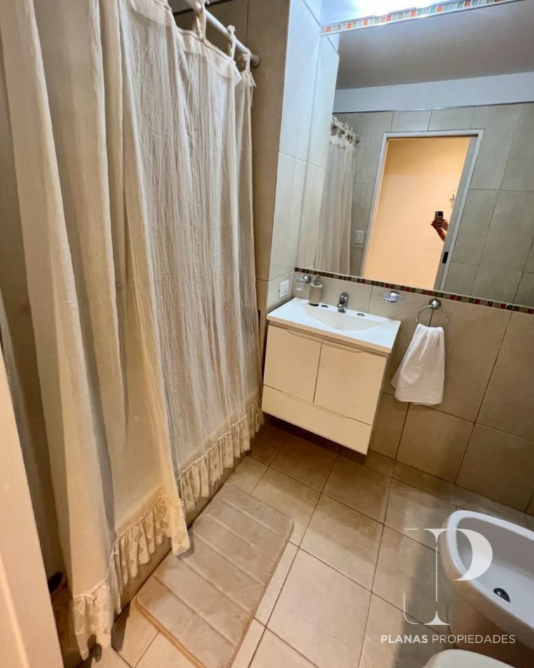 SE ALQUILA DEPARTAMENTO 1 DORMITORIO AMOBLADO ZONA PARQUE - 1o Piso