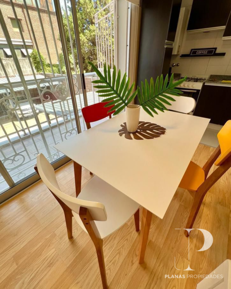 SE ALQUILA DEPARTAMENTO 1 DORMITORIO AMOBLADO ZONA PARQUE - 1o Piso