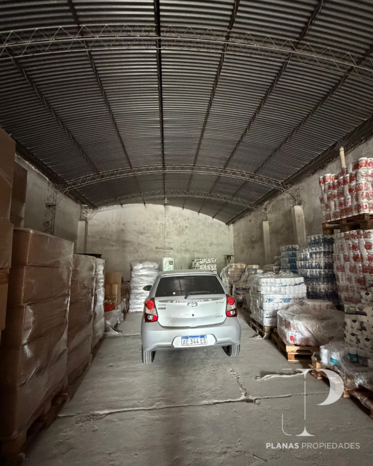  VENTA DOS GALPONES A METROS DE AVENIDA DE LAS AMERICAS