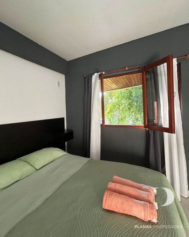 SE ALQUILA DEPARTAMENTO 1 DORMITORIO ZONA CENTRO - AMOBLADO COMPLETO