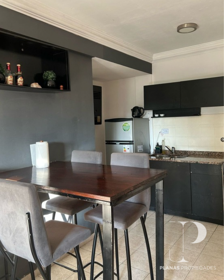 SE ALQUILA DEPARTAMENTO 1 DORMITORIO ZONA CENTRO - AMOBLADO COMPLETO