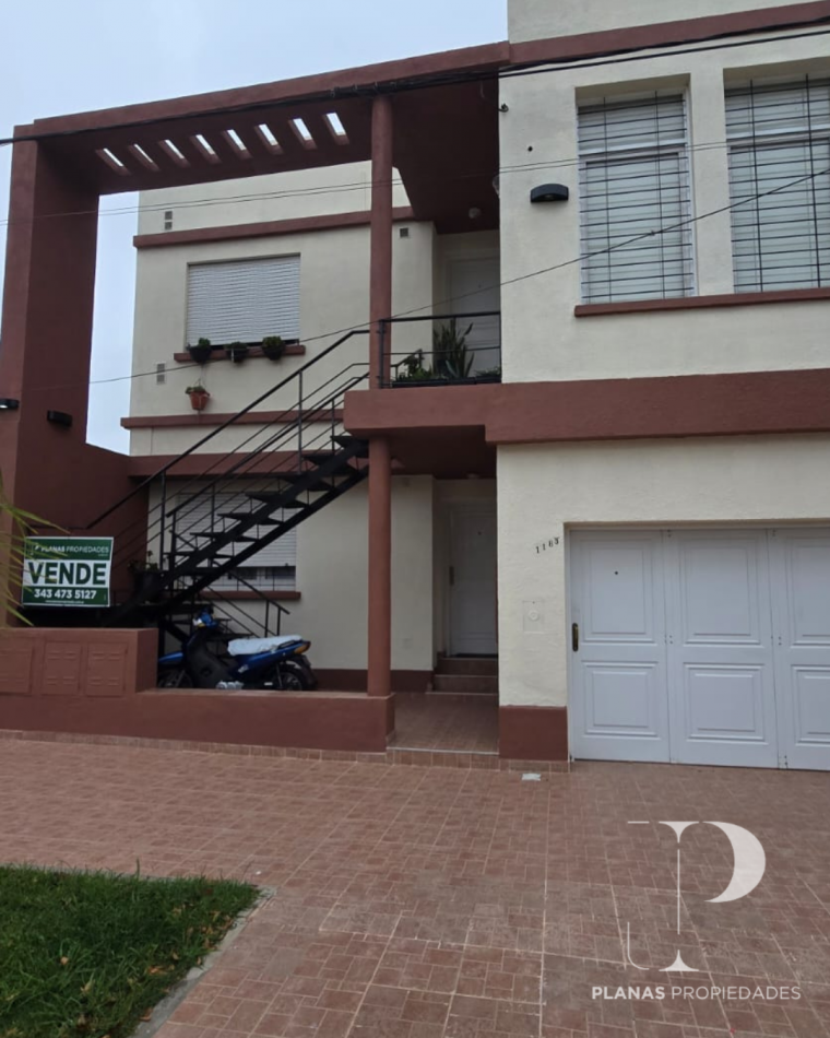 EN VENTA 3X1 - SE VENDEN 3 PROPIEDADES JUNTAS AL VALOR DE 1 - SE VENDE CASA PLANTA BAJA + 2 DEPARTAMENTOS DE UN DORMITORIO - 3 DE FEBRERO Y BROWN