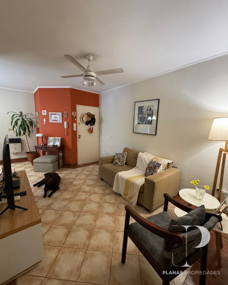 SE VENDE HERMOSO Y AMPLIO DEPARTAMENTO 3 DORMITORIOS CON COCHERA EN ZONA PARQUE URQUIZA