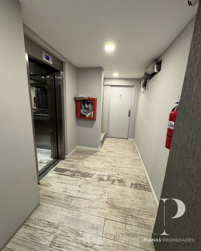 EN VENTA MODERNO DEPARTAMENTO