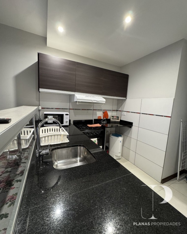 EN VENTA MODERNO DEPARTAMENTO